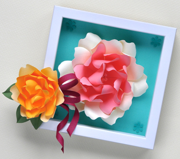 ミニフレームと花のモチーフ